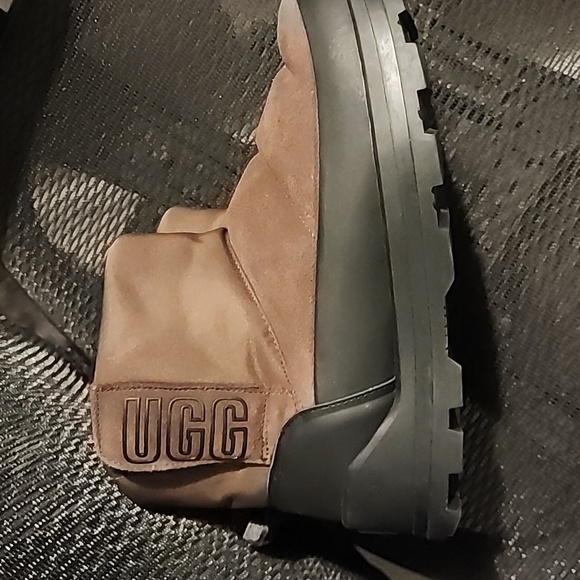 UGG CLASSIC KLAMATH MINI SUEDE TEXTILE WATERPROOF BURNT CEDAR SIZE 8 - Picture 3 of 6
